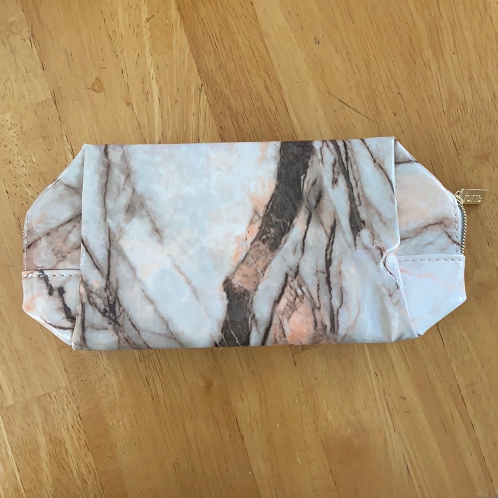 NWT tarte Marbled Make Up Bag